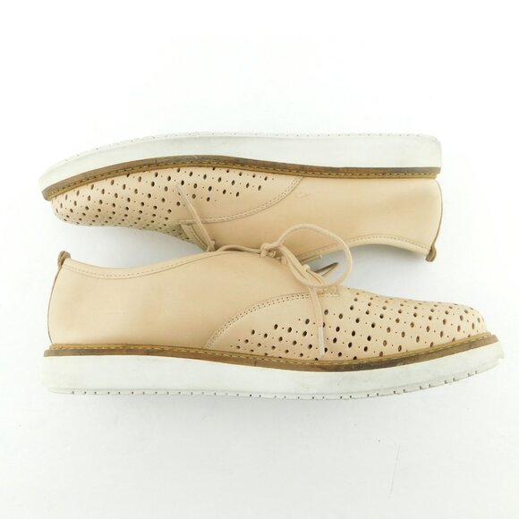 CLARKS Beige Nude Soft Perforated Leather Lace-up Walking Oxfords Sneakers 9 - Picture 3 of 6